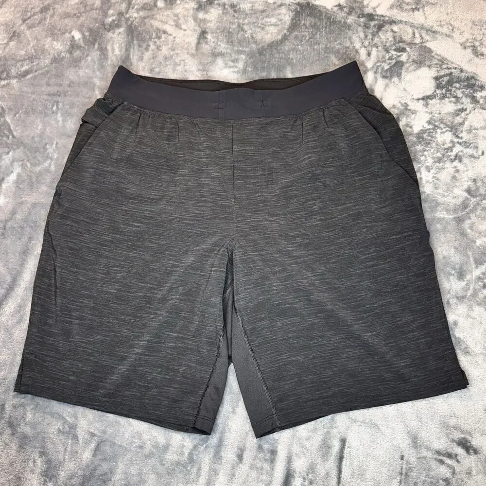 LULULEMON Men Sz L Shorts 9.5” Lined Charcoal Gray Black Yoga Sport Luxury 0227